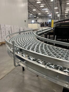 Four Types of Conveyors to Optimize your Operations: Gravity conveyor